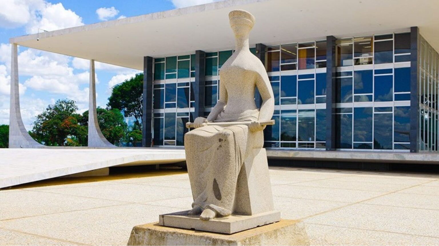 STF decide que compete aos Tribunais de Contas julgar prefeitos ordenadores de despesas