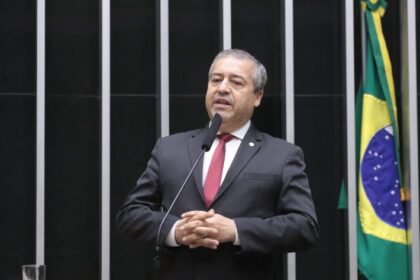 Proposta estabelece normas gerais para a administração pública