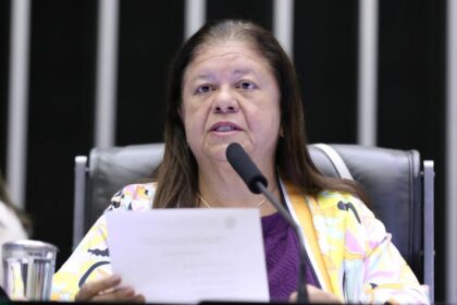 Projeto aumenta pena de crime de violência institucional cometido contra mulher vítima de violência doméstica