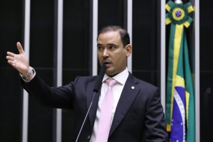 Proposta prevê incentivo fiscal para investimento em mobilidade elétrica