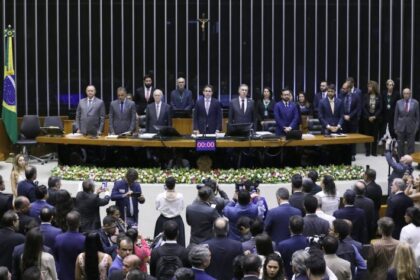 Motta diz que a democracia é inegociável e que a Constituição é sua bússola