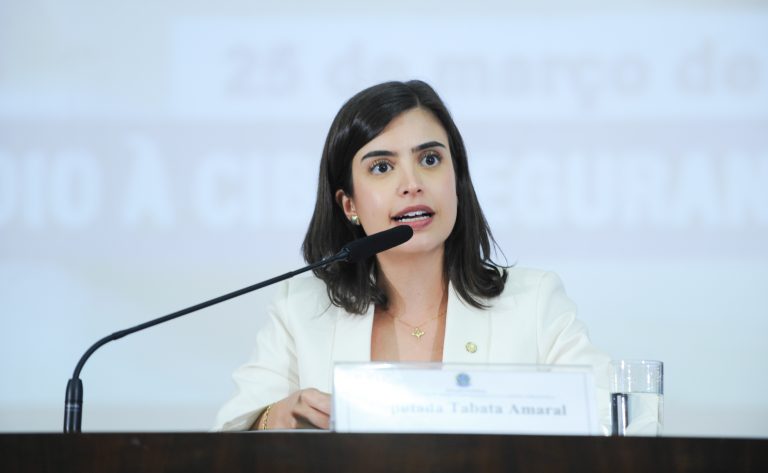 Instalada frente parlamentar para fortalecer o combate a crimes cibernéticos no Brasil