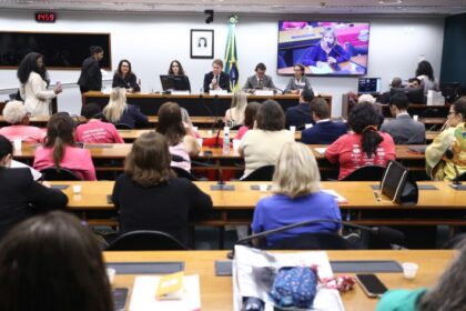 Especialistas apontam falta de recursos do SUS para incorporar medicina de precisão no combate ao câncer