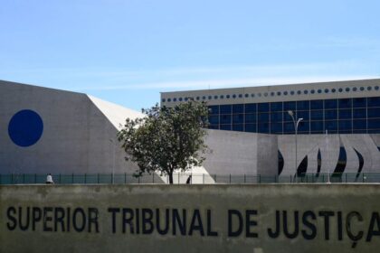 Proposta do STJ transforma cargos e cria 63 vagas de analista judiciário