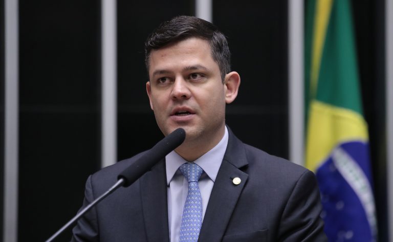 Comissão da Câmara aprova projeto que simplifica retificação de registro de imóveis