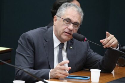 Congresso instala comissão para analisar MP que concedeu aumento aos militares