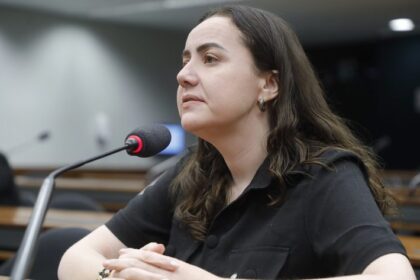 Comissão aprova projeto que exige estratégia na escola para prevenção de acidentes e doenças