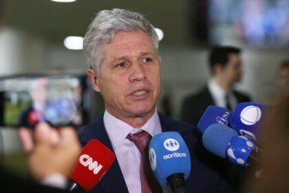 Comissão de Agricultura ouve ministro sobre preço de alimentos, reforma agrária e invasões de terra