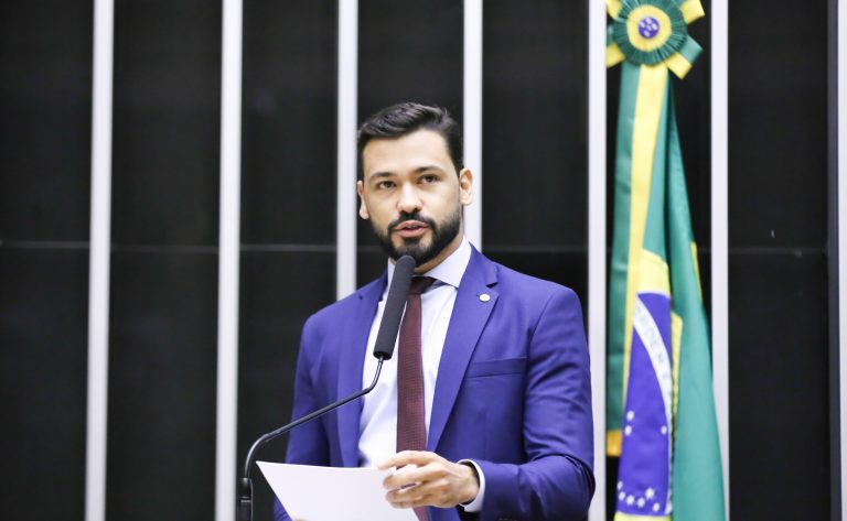 Projeto prevê regras para exame da produção agrícola após enchentes
