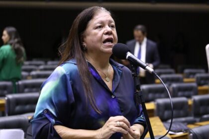 Comissão de Constituição e Justiça aprova autonomia de médico para escolher tratamento de pacientes