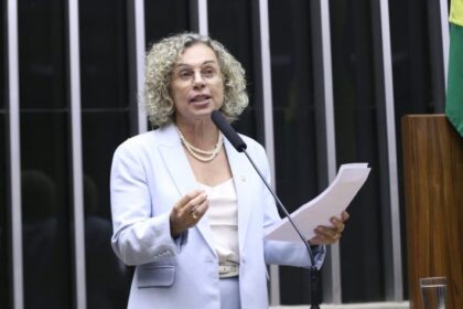 Projeto garante tratamento hormonal no SUS para mulheres que estão no climatério