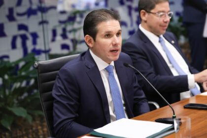 Projeto sobre isenção do IR pode ser votado pelo Plenário no segundo semestre, avalia Motta