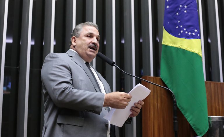 Câmara aprova projeto que cria programa de saúde mental para pessoas idosas