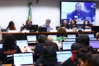 Estudantes e especialistas cobram estratégias antirracistas no novo Plano Nacional de Educação