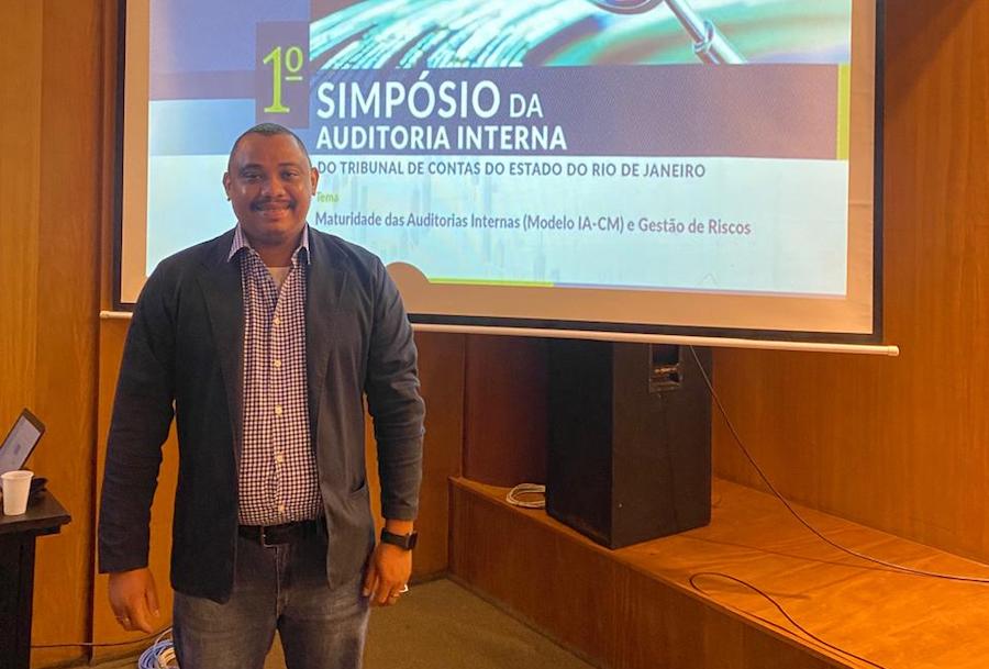 TCETO participa de simpósio nacional sobre auditoria interna e maturidade institucional