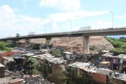 Adiado debate sobre criação de censo específico para mapear déficit habitacional