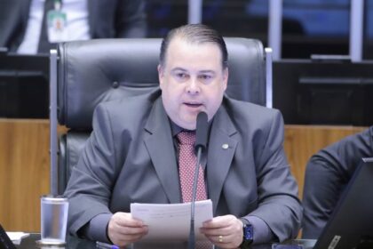Comissão aprova projeto que determina identificação obrigatória de remetente de encomendas