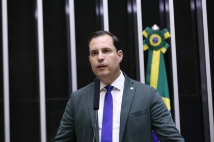 Projeto prevê compartilhamento com a polícia, em tempo real, de imagens de torcedores em estádios