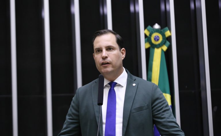 Projeto prevê compartilhamento com a polícia, em tempo real, de imagens de torcedores em estádios