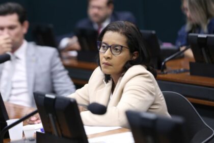 Comissão aprova projeto que obriga concessionárias de energia a terem planos para “ondas de calor”