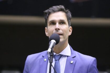 Comissão aprova projeto que prevê atividades esportivas nas escolas durante as férias