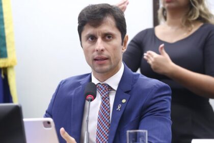 Comissão aprova equoterapia no SUS para reabilitação de pessoas com deficiência
