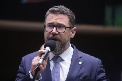 Projeto acaba com sigilo de 100 anos para informações da Presidência