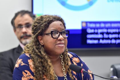 Ministra defende apoio do Congresso a políticas de inclusão das pessoas com deficiência
