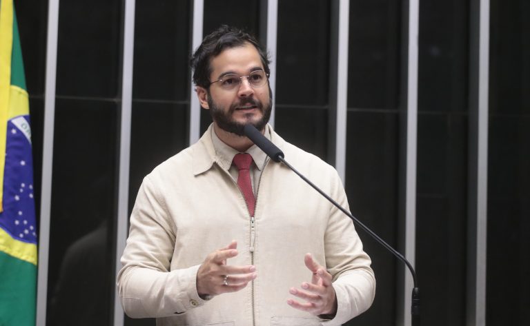 Câmara aprova projeto que cria a Lei do Mar