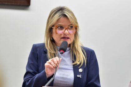 Comissão aprova proposta que autoriza acesso a dados sobre nascidos vivos com deficiência