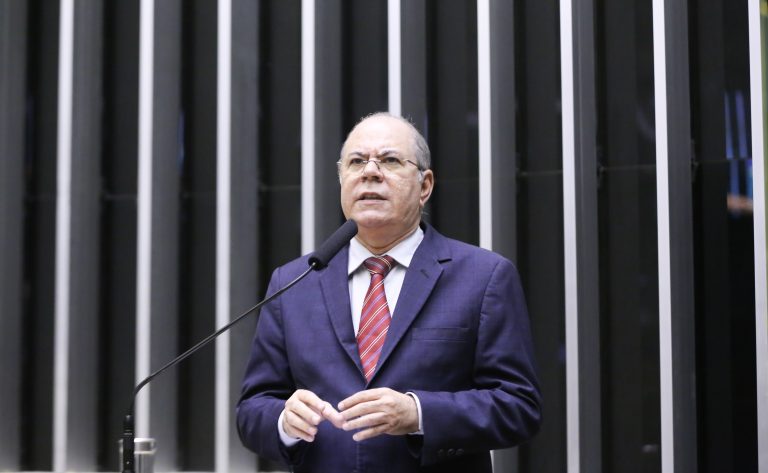Comissão aprova mudança no padrão das embalagens de cigarro destinado à exportação