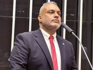 Projeto destina dinheiro de multa ambiental para a causa animal