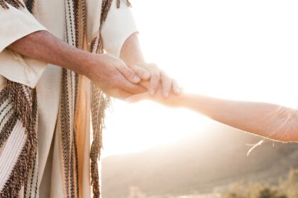Cada Instante, Uma Razão Pra Viver: O Sentido da Vida com Jesus