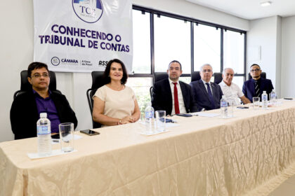 Quarta Relatoria faz reunião técnica com vereadores e gestores em Dianópolis