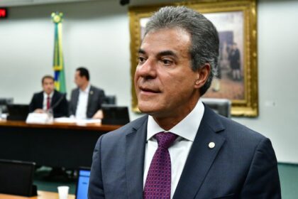 Comissão aprova projeto para evitar exclusão de pequenas empresas do Simples por dívida