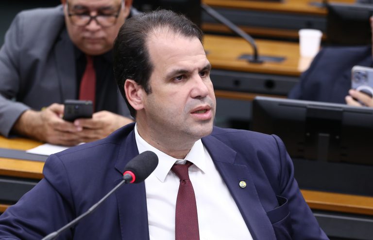 Comissão aprova regra para saque e pagamento em agência bancária que não seja a de cadastro