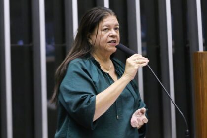 Comissão aprova ampliação do direito a cirurgia reparadora de mama pelo SUS