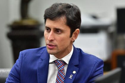 Câmara aprova regulamentação da profissão de tosadores de pets