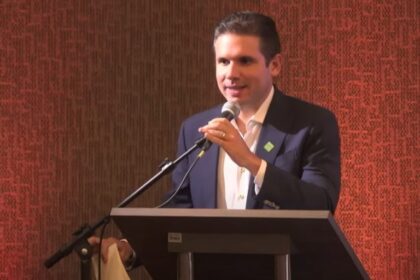 Motta reafirma compromisso da Câmara em aprovar propostas para reduzir custo Brasil
