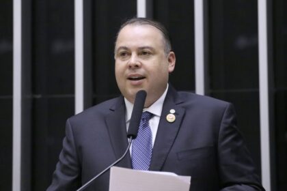 Projeto determina a instalação de câmeras de segurança em carros de aplicativo