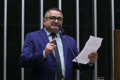 Comissão aprova criação de cartão material escolar para estudantes da rede municipal