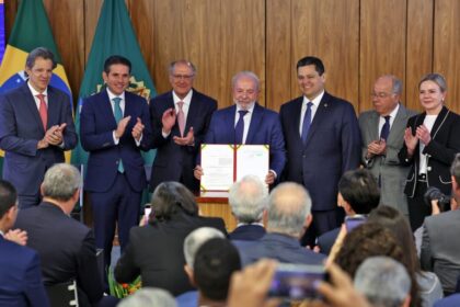 Motta defende MP que socorre empresas afetadas pelas tarifas dos EUA