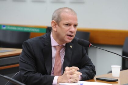 Comissão aprova projeto que veda prisão domiciliar para idoso condenado por crime sexual