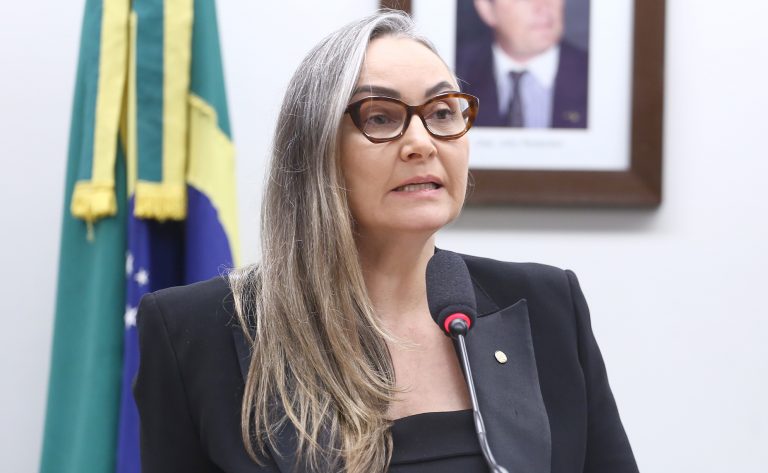Comissão aprova projeto que amplia acesso a benefício fiscal para exportadoras