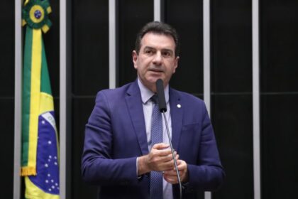 Comissão aprova padronização de diretrizes arquitetônicas para prédios públicos
