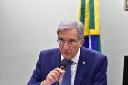 Comissão debate acordo de compartilhamento de riscos para adoção de novos tratamentos pelo SUS