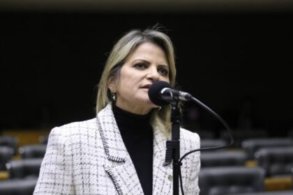 Comissão aprova projeto que cria o Orçamento Mulher