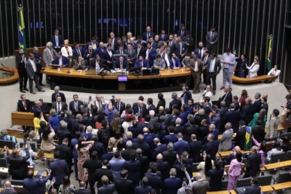 Mesa Diretora da Câmara encaminha à Corregedoria denúncias contra 14 deputados