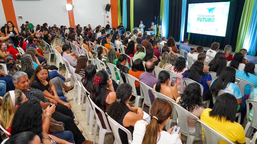TCE de Olho no Futuro fortalece união por políticas públicas para a primeira infância em Guaraí